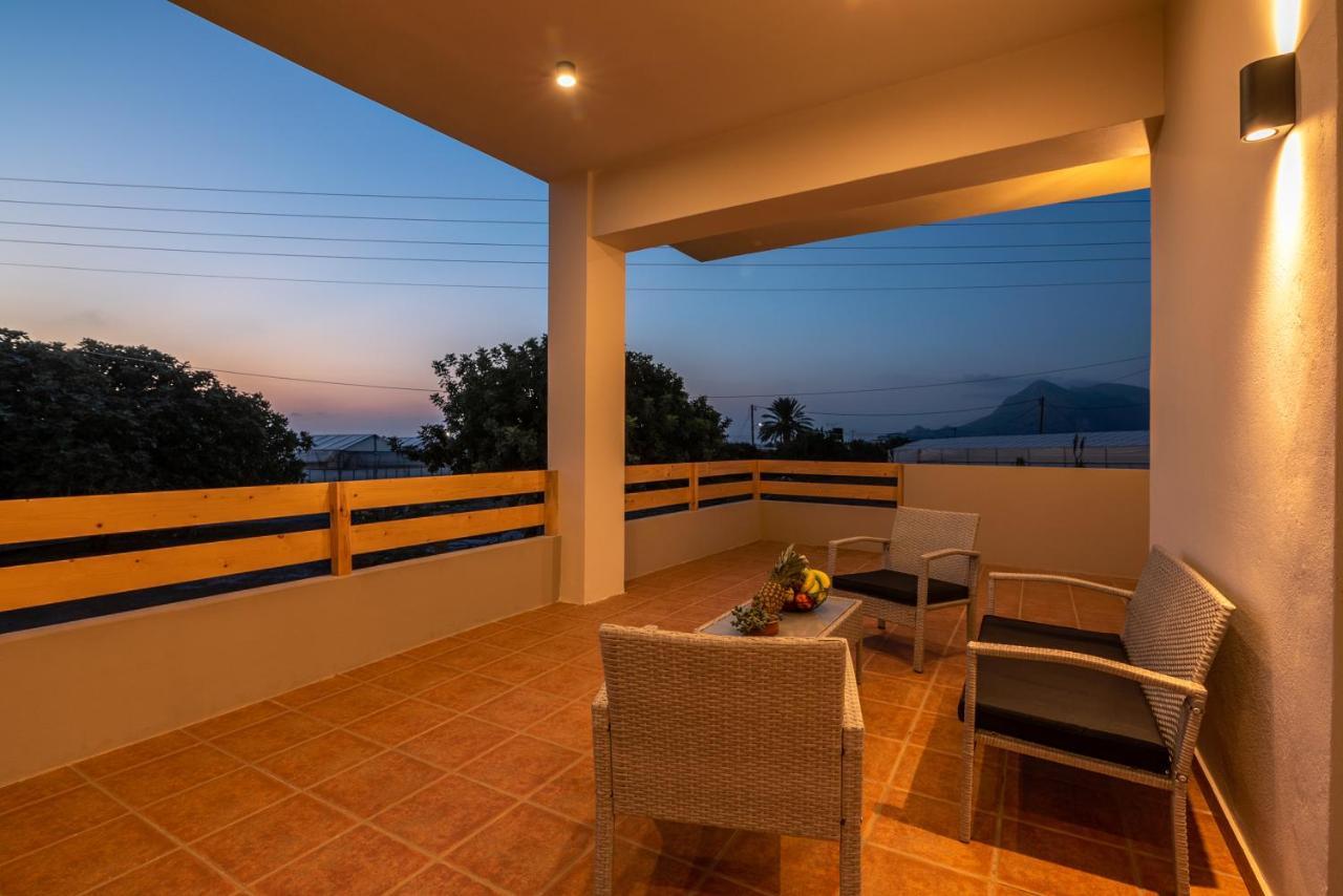 Alexandros Luxury House Βίλα Φαλάσαρνα Εξωτερικό φωτογραφία